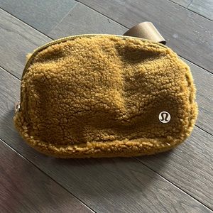 Lululemon Belt Bag! Bought three 🤦🏼‍♀️